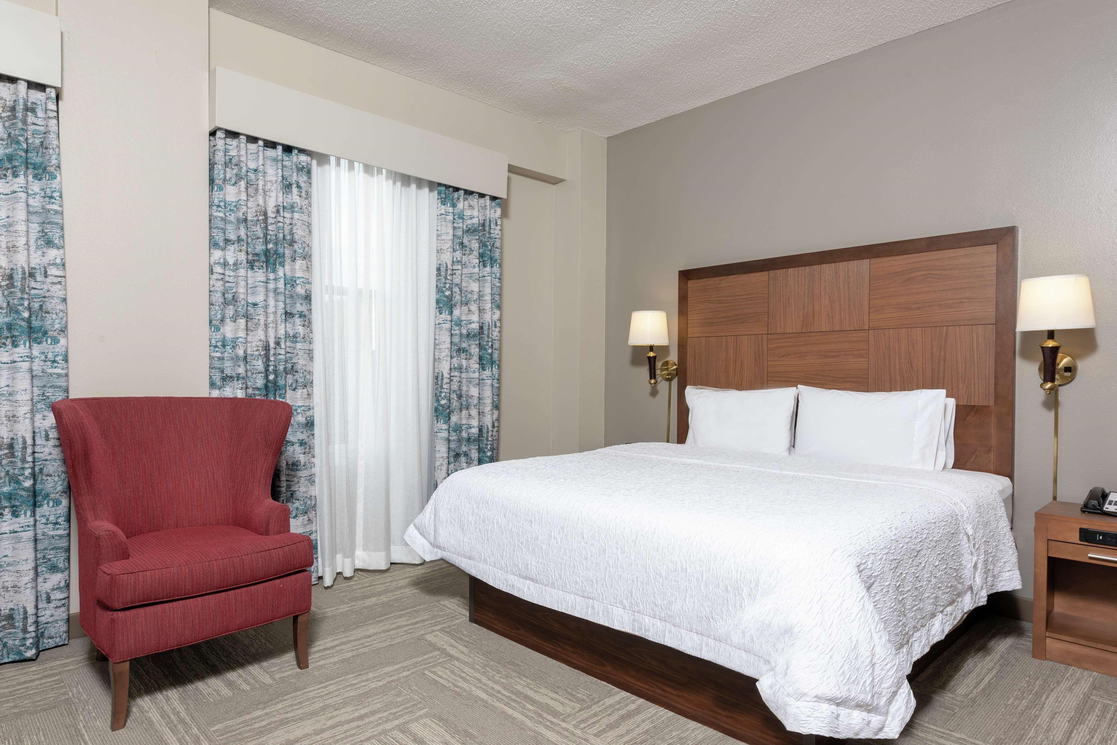 Hampton Inn Indianapolis Downtown Across From Circle Centre Екстер'єр фото