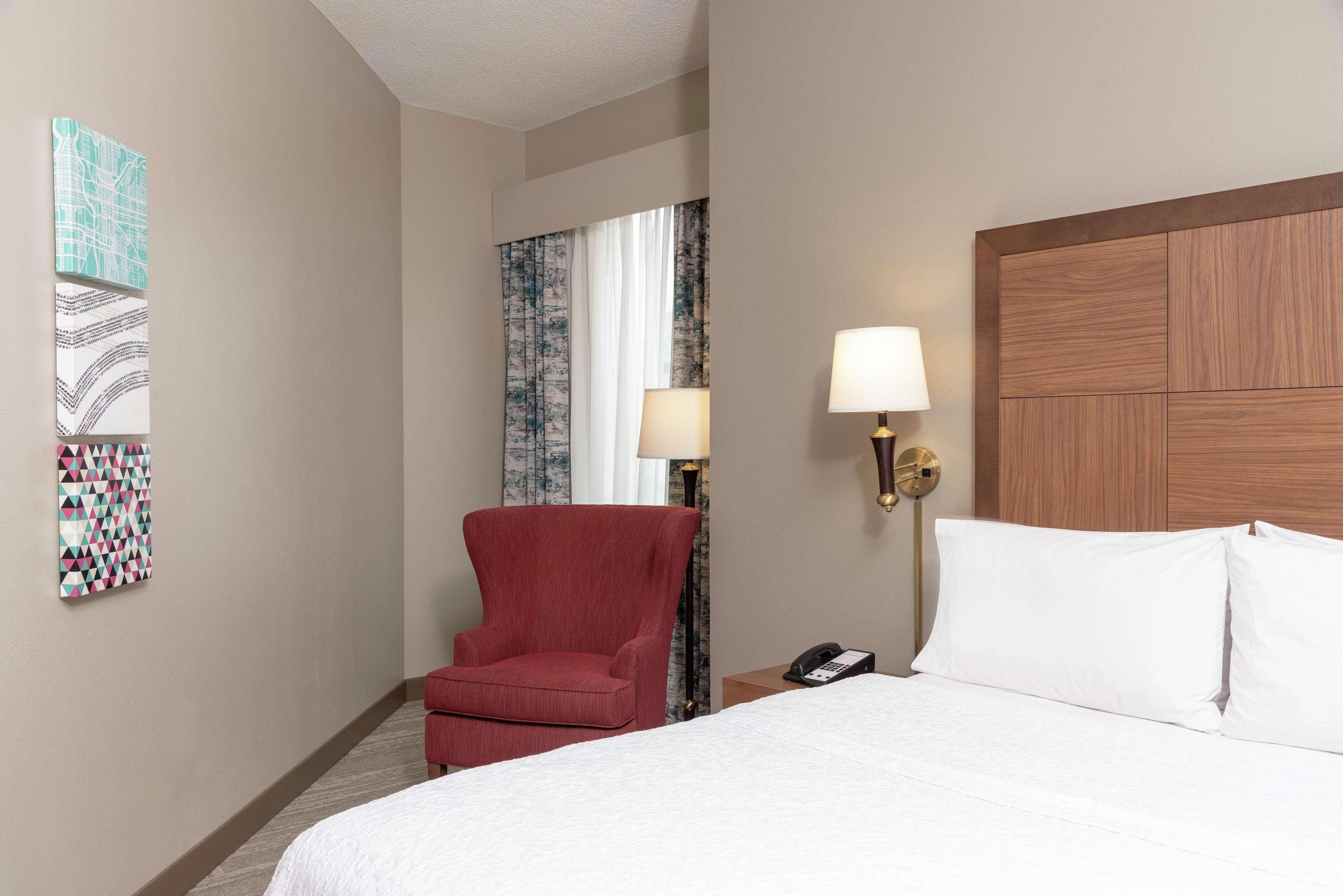 Hampton Inn Indianapolis Downtown Across From Circle Centre Екстер'єр фото